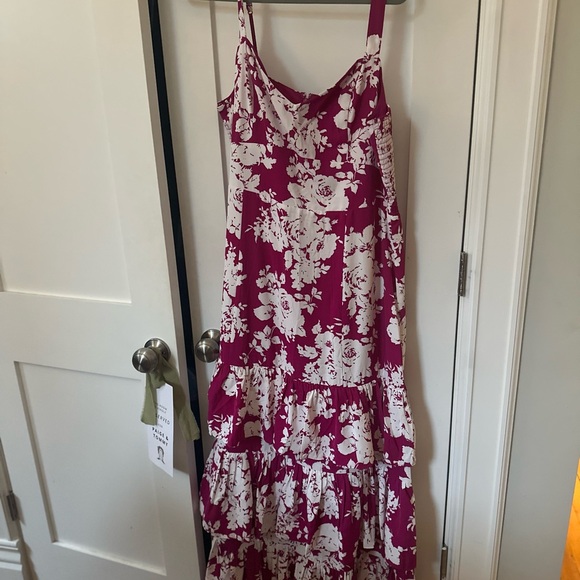 Abercrombie NWT Ruffle Tiered Maxi Dress - Picture 7 of 7